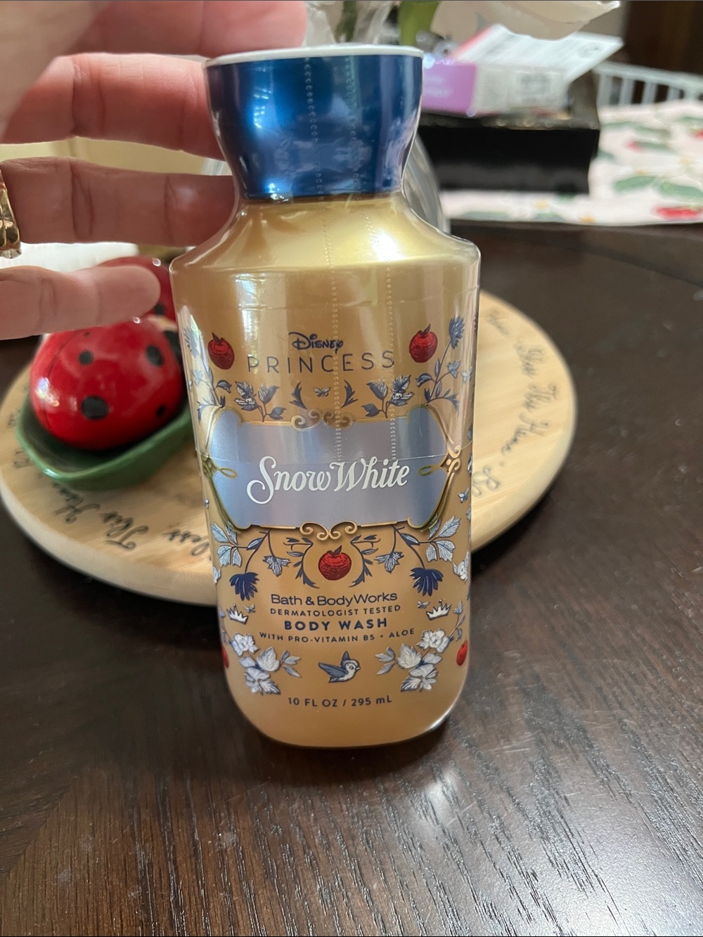 New Bath & Body Works Snow White Body Wash - Gold & Blue